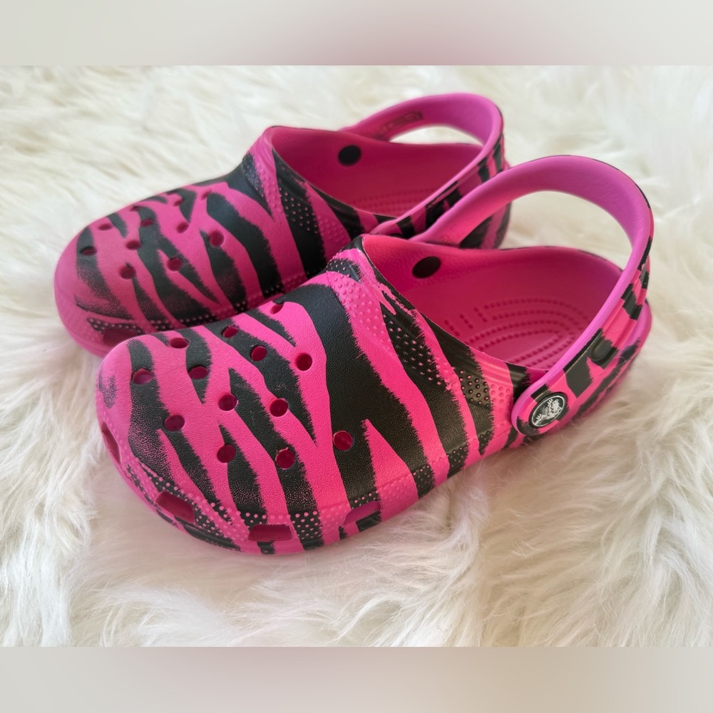 Kids Pink and Black Crocs - Picture 5 of 5